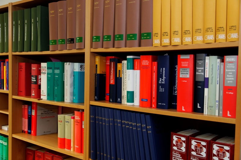 librairie-LE CASTELLET-min_bookcase-335849