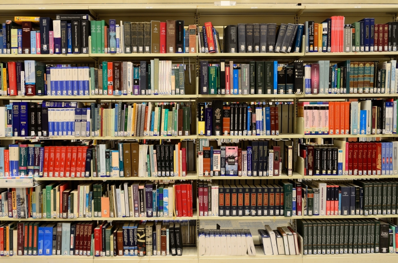 librairie-LE CASTELLET-min_library-1147815